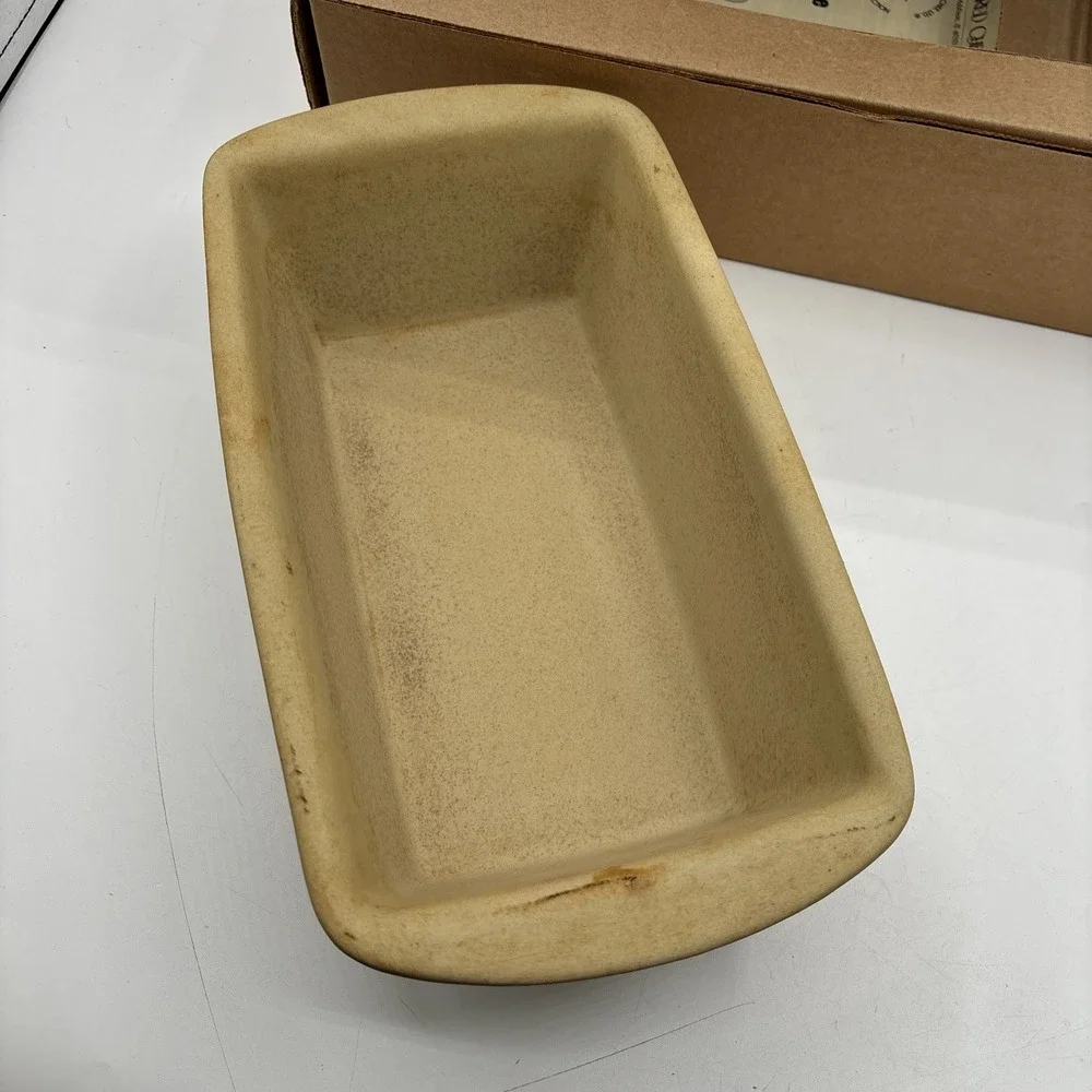 Pampered Chef Stoneware Family Heritage Collection Bread Loaf Pan #1417